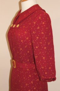 1930s afternoon dress in vintage rayon