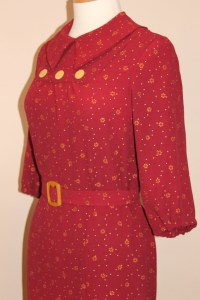 1930s afternoon dress in vintage rayon