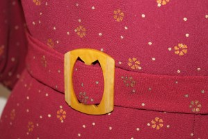 1930s afternoon dress in vintage rayon